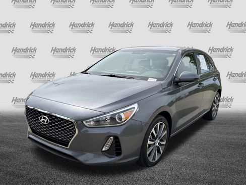 Used 2019 Hyundai Elantra GT FWD image 7