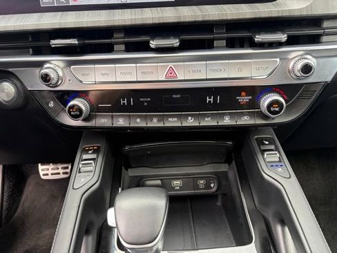 Used 2023 Kia Telluride SX Prestige image 33