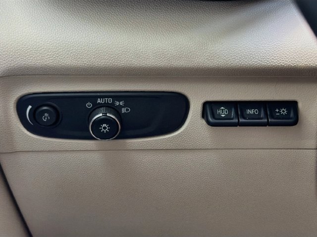 Used 2022 Buick Envision Avenir w/ Technology Package II FWD image 36