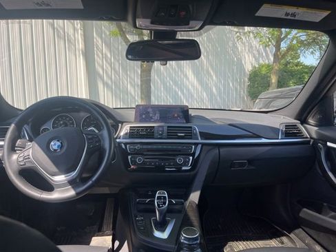 Used 2018 BMW 340i xDrive Sedan AWD/4WD image 3