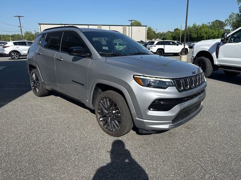 Used 2023 Jeep Compass Limited w/ Elite Group for (Red) Edition image 9