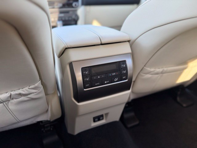 Certified 2023 Lexus GX 460 Premium w/ Accessory Package AWD/4WD image 22