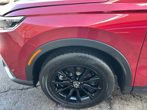 Used 2025 Honda CR-V Sport image 11