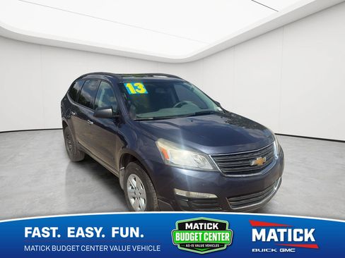 Used 2013 Chevrolet Traverse LS FWD image 1
