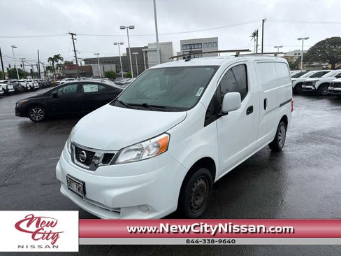 Used 2015 Nissan NV200 SV w/ Technology Package image 1