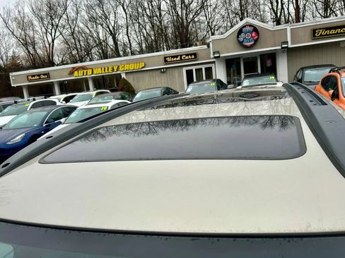 Used 2017 Chevrolet Traverse Premier image 10