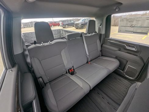 New 2026 GMC Sierra 2500 SLE image 17