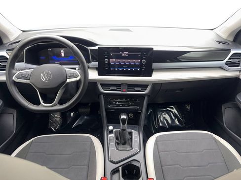 Used 2025 Volkswagen Taos SE FWD image 52
