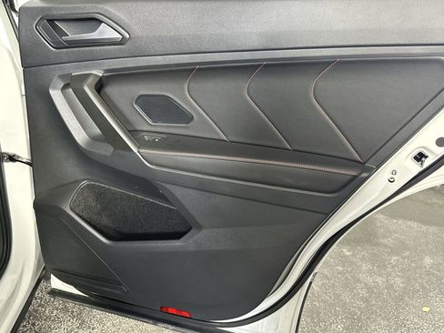 Used 2024 Volkswagen Tiguan Wolfsburg Edition image 36