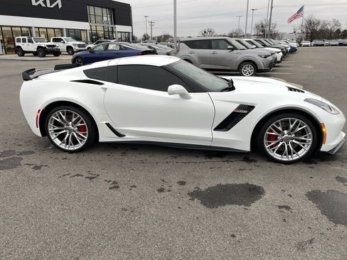Used 2018 Chevrolet Corvette Z06 image 8