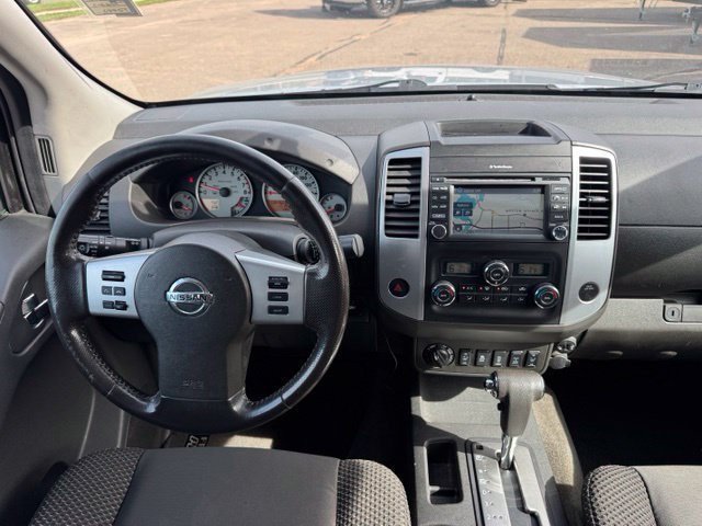 Used 2018 Nissan Frontier PRO-4X AWD/4WD image 17
