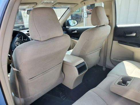 Used 2013 Toyota Camry LE FWD image 36