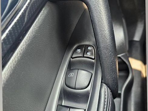 Used 2020 Nissan Rogue SL w/ Premium Package AWD/4WD image 20