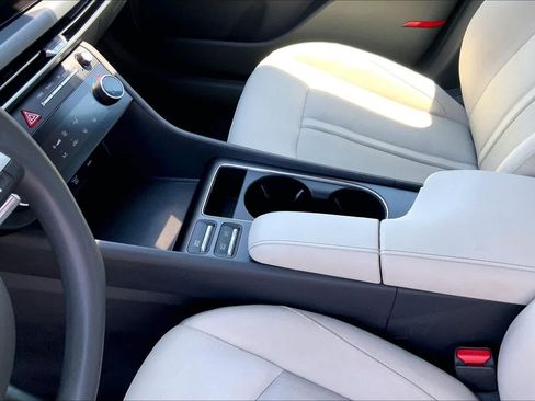 Used 2025 Hyundai Sonata SEL FWD image 17