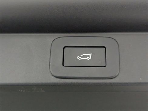Used 2023 Land Rover Range Rover SE image 27