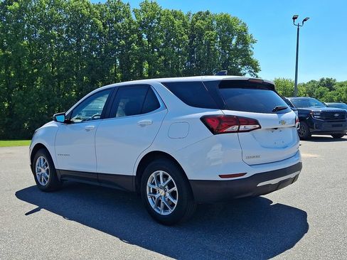 Used 2024 Chevrolet Equinox LT AWD/4WD image 4