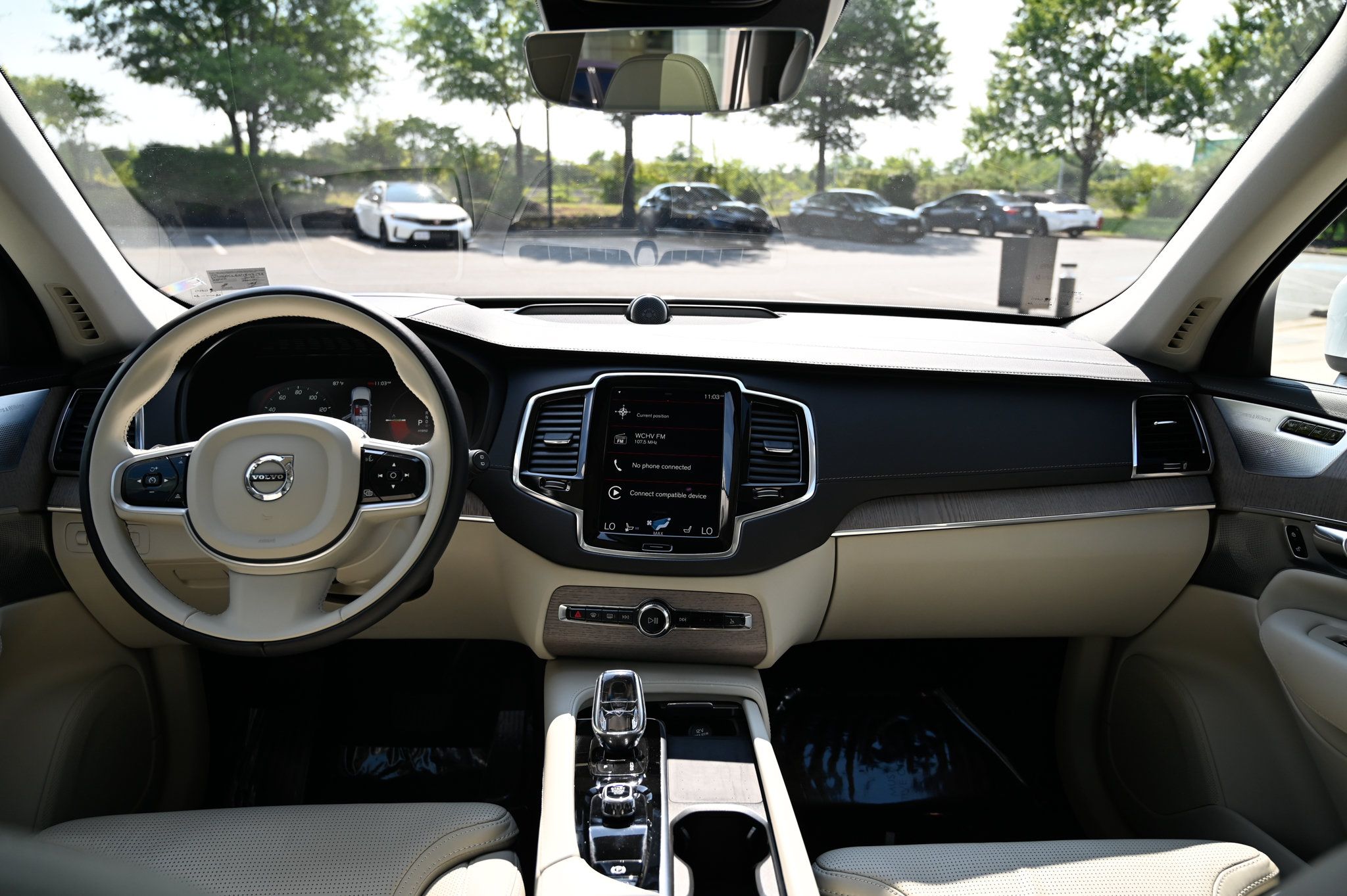 Used 2022 Volvo XC90 T8 Inscription w/ Advanced Package AWD/4WD image 44