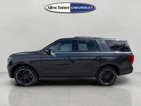 Used 2023 Ford Expedition Limited RWD image 6