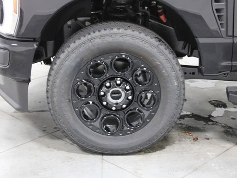 New 2026 Ford F250 XLT w/ XLT Premium Package AWD/4WD image 21