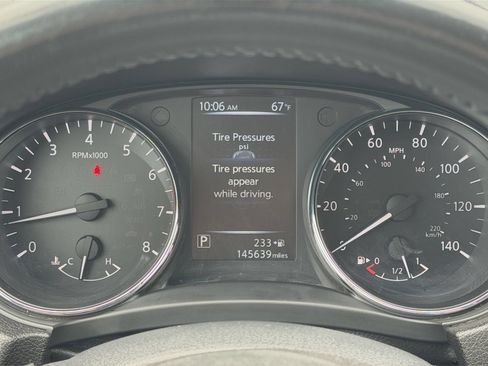 Used 2017 Nissan Rogue SL w/ SL Premium Package AWD/4WD image 34