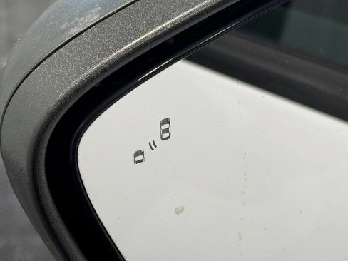 Used 2020 Ford Escape S image 6