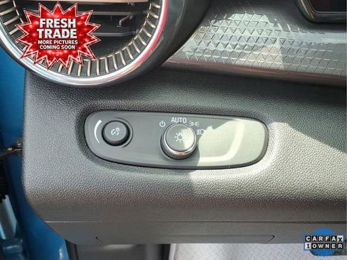 Used 2025 Chevrolet Trax ACTIV FWD image 15
