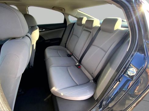 Used 2018 Honda Civic EX-T image 21