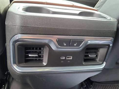 Certified 2025 GMC Sierra 3500 Denali Ultimate image 22