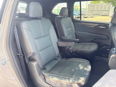 New 2026 GMC Acadia AT4 w/ Super Cruise Package AWD/4WD image 47