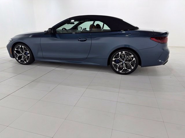 Used 2026 BMW M440i Convertible RWD image 2