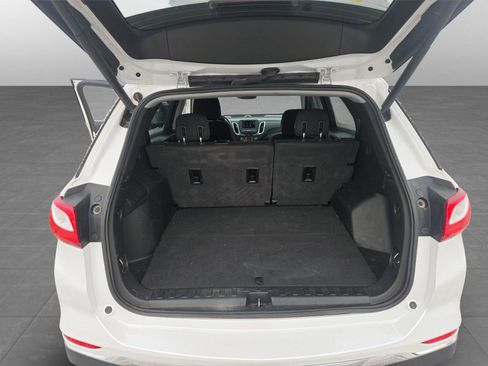 Used 2020 Chevrolet Equinox LT image 31