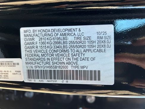 New 2025 Honda Pilot Black Edition image 17