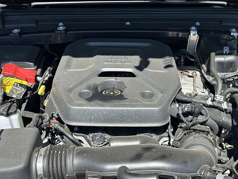 Used 2023 Jeep Wrangler Unlimited Sport AWD/4WD image 15