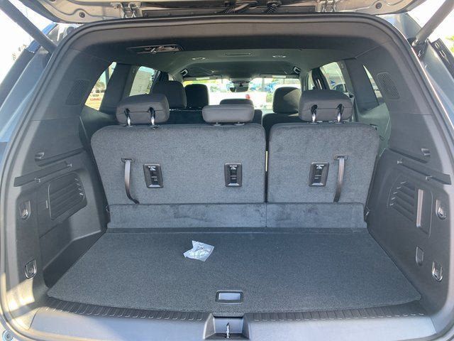 New 2026 GMC Acadia Elevation FWD image 9