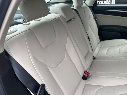 Used 2017 Ford Fusion Titanium FWD image 14