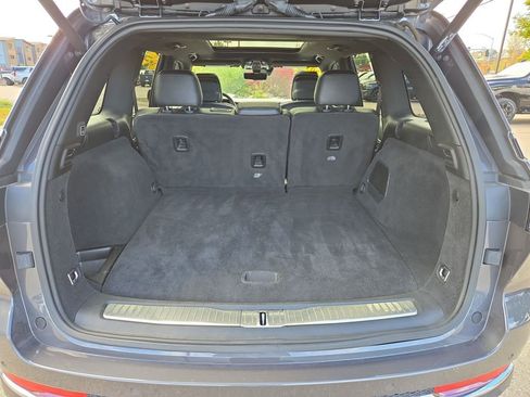 Certified 2022 Jeep Grand Cherokee Overland w/ Luxury Tech Group IV image 30