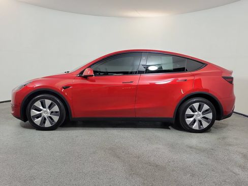 Used 2023 Tesla Model Y Long Range AWD/4WD image 4