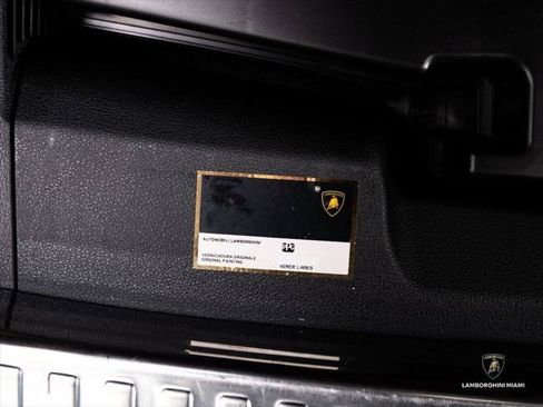 Used 2021 Lamborghini Urus AWD/4WD image 14