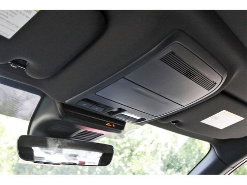 New 2025 MAZDA CX-70 Plug-In Hybrid w/ Premium Plus image 22