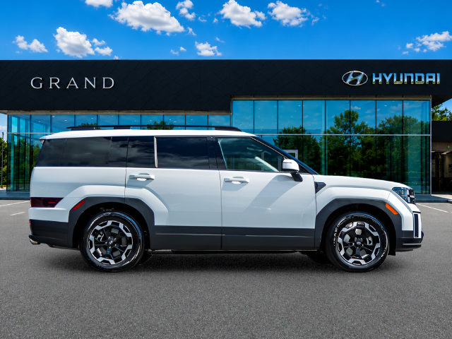 Certified 2026 Hyundai Santa Fe SEL FWD image 7