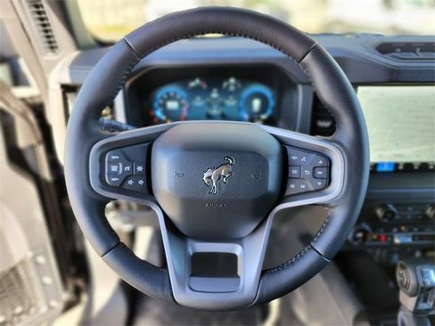 New 2025 Ford Bronco Badlands w/ Sasquatch Package image 26
