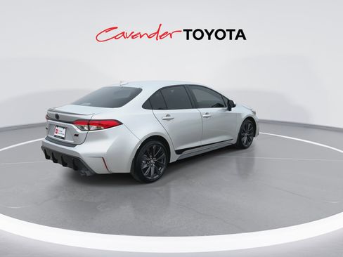 Certified 2025 Toyota Corolla SE image 8