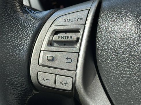 Used 2014 Nissan Altima 2.5 SV FWD image 32