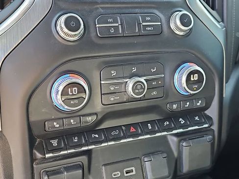 Used 2021 GMC Sierra 3500 Denali w/ Denali Ultimate Package AWD/4WD image 25