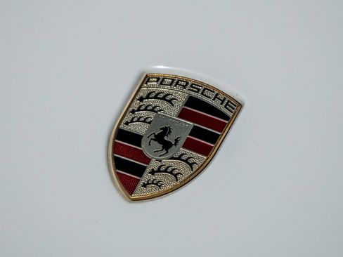 Used 2017 Porsche Cayenne S image 18