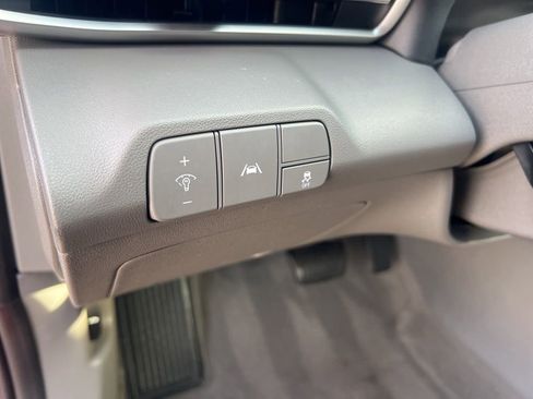 Used 2023 Hyundai Elantra SEL w/ Cargo Package image 45