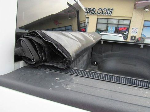 Used 2019 RAM 1500 Tradesman AWD/4WD image 18