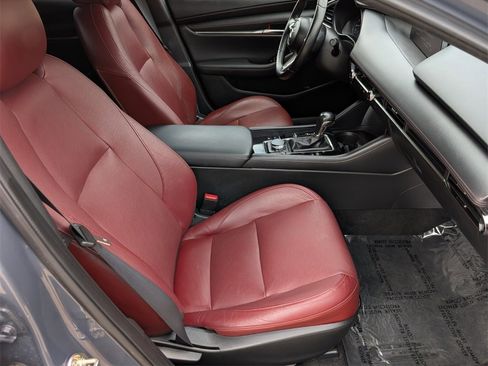 Used 2022 MAZDA MAZDA3 s image 38