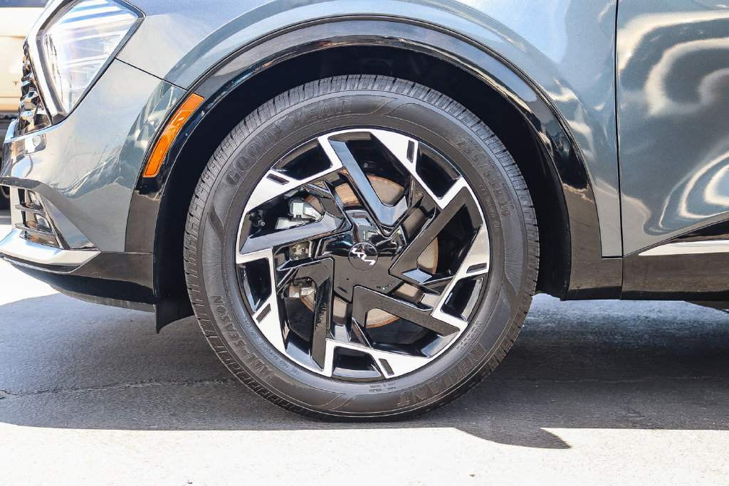 Certified 2023 Kia Sportage SX FWD image 10