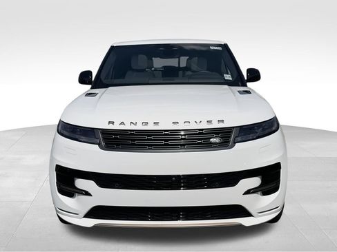 Used 2025 Land Rover Range Rover Sport Dynamic SE AWD/4WD image 2
